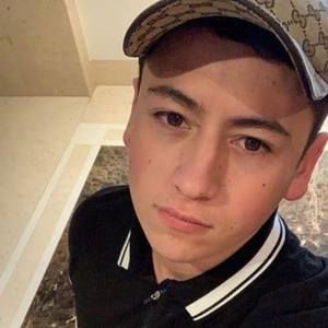 Meet your Posher, Juan